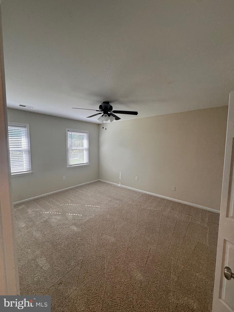 2055 KEDGE DR, VIENNA, Virginia 22181, 5 Bedrooms Bedrooms, ,4 BathroomsBathrooms,Residential,For sale,2055 KEDGE DR,VAFX2245696 MLS # VAFX2245696