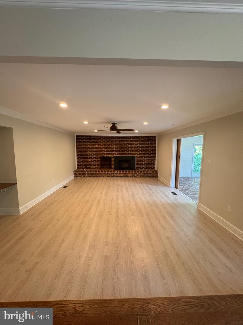 2055 KEDGE DR, VIENNA, Virginia 22181, 5 Bedrooms Bedrooms, ,4 BathroomsBathrooms,Residential,For sale,2055 KEDGE DR,VAFX2245696 MLS # VAFX2245696