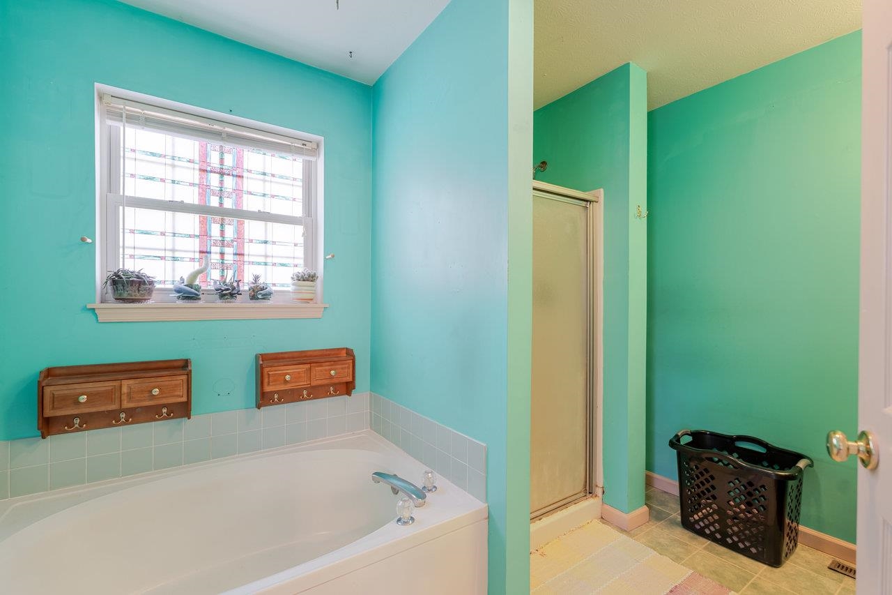 107 ORCHARD RD, STAUNTON, Virginia 24401, 5 Bedrooms Bedrooms, ,3 BathroomsBathrooms,Residential,107 ORCHARD RD,666935 MLS # 666935