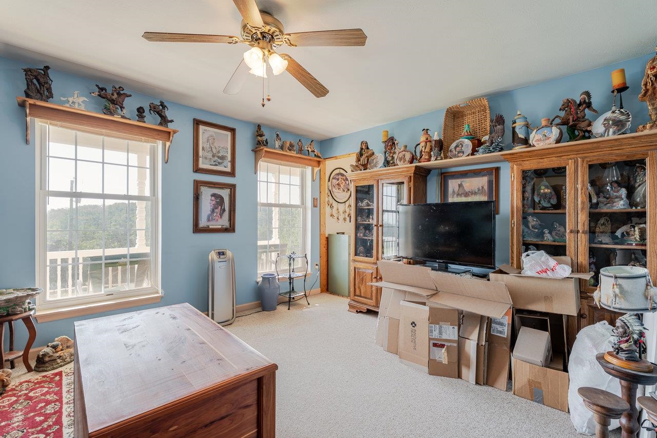107 ORCHARD RD, STAUNTON, Virginia 24401, 5 Bedrooms Bedrooms, ,3 BathroomsBathrooms,Residential,107 ORCHARD RD,666935 MLS # 666935