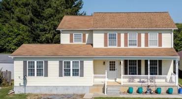 107 ORCHARD RD, STAUNTON, Virginia 24401, 5 Bedrooms Bedrooms, ,3 BathroomsBathrooms,Residential,107 ORCHARD RD,666935 MLS # 666935