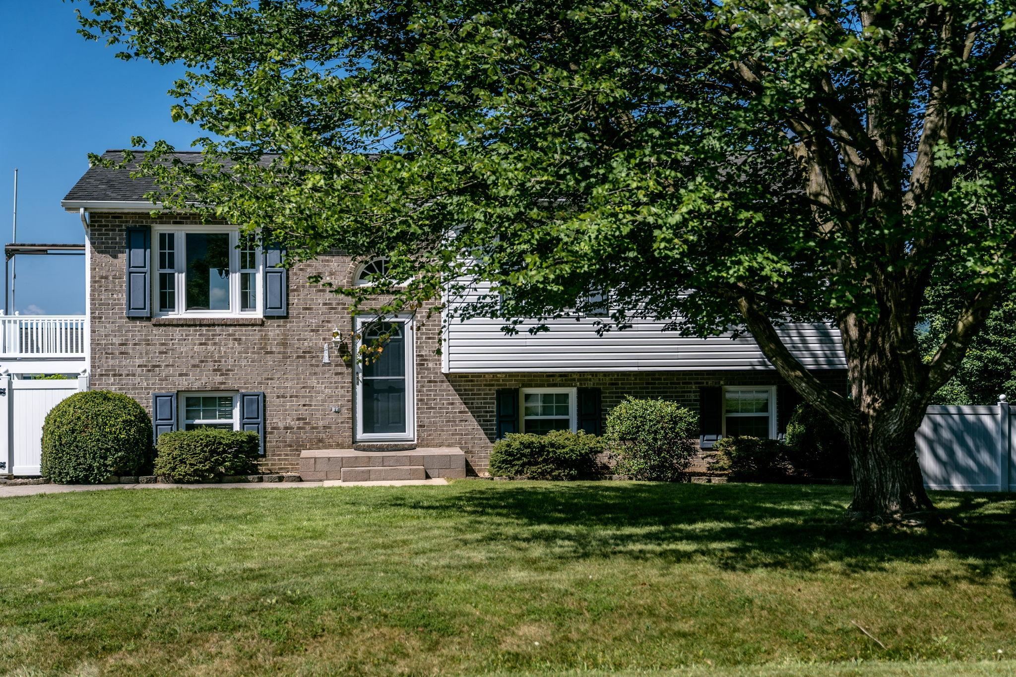 6087 W DONNAGAIL DR, PENN LAIRD, Virginia 22846, 4 Bedrooms Bedrooms, ,2 BathroomsBathrooms,Residential,6087 W DONNAGAIL DR,666936 MLS # 666936