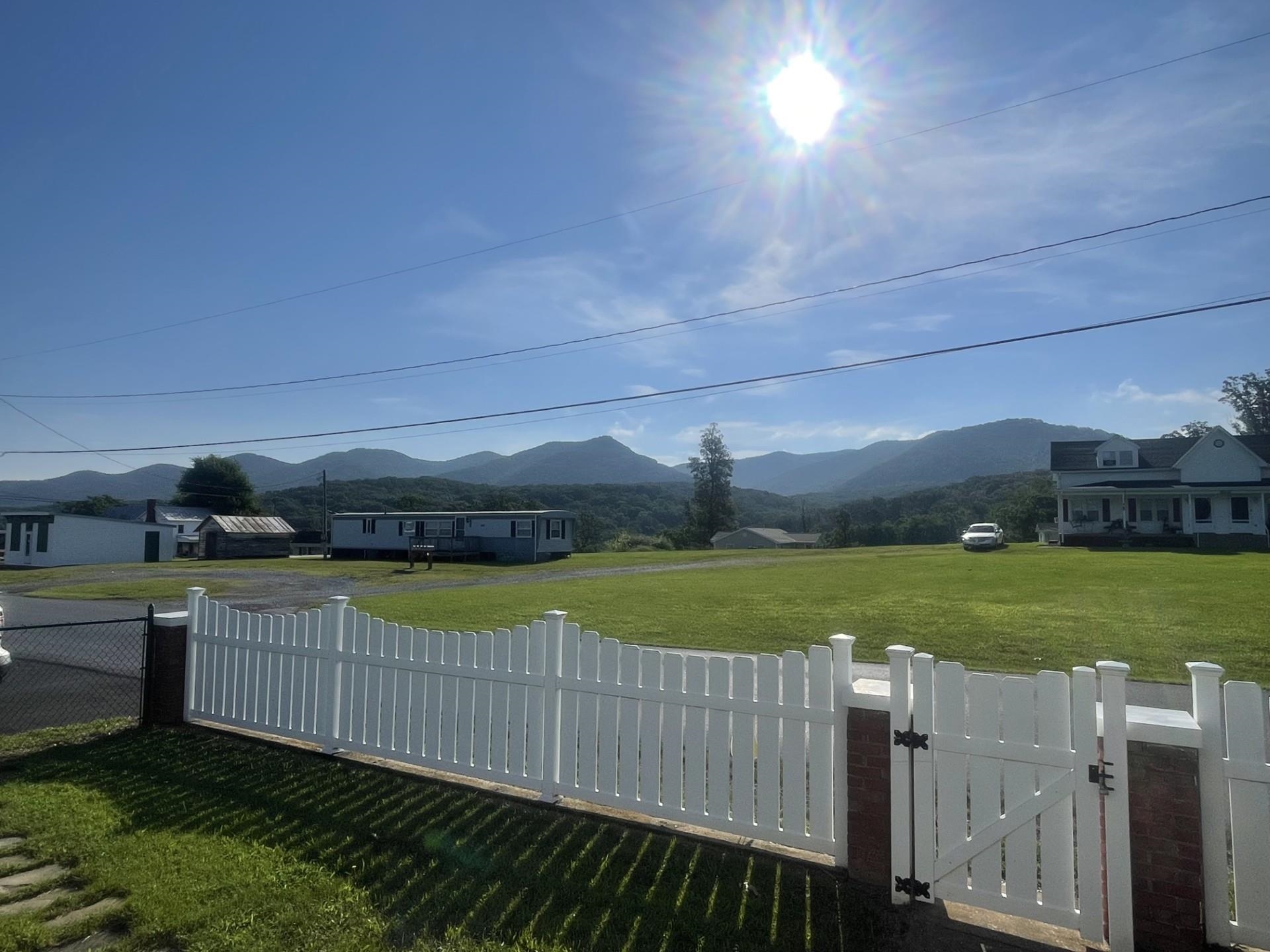 164 FLEEBURG RD, SHENANDOAH, Virginia 22849, 3 Bedrooms Bedrooms, ,1 BathroomBathrooms,Residential,164 FLEEBURG RD,666938 MLS # 666938