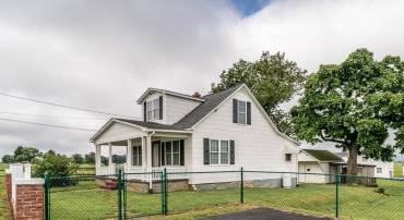 164 FLEEBURG RD, SHENANDOAH, Virginia 22849, 3 Bedrooms Bedrooms, ,1 BathroomBathrooms,Residential,164 FLEEBURG RD,666938 MLS # 666938