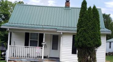 11 BEE TOWN RD, WARM SPRINGS, Virginia 24484, 2 Bedrooms Bedrooms, ,1 BathroomBathrooms,Residential,11 BEE TOWN RD,666939 MLS # 666939