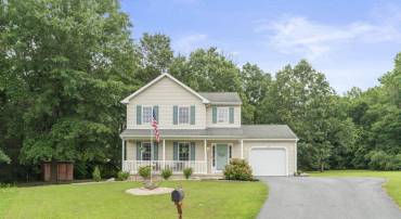 48 BENTLEY CIR, GROTTOES, Virginia 24441, 3 Bedrooms Bedrooms, ,2 BathroomsBathrooms,Residential,48 BENTLEY CIR,666949 MLS # 666949