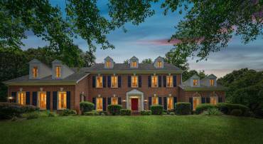 9711 BROOKSTONE LN, VIENNA, Virginia 22182, 5 Bedrooms Bedrooms, ,5 BathroomsBathrooms,Residential,For sale,9711 BROOKSTONE LN,VAFX2246520 MLS # VAFX2246520