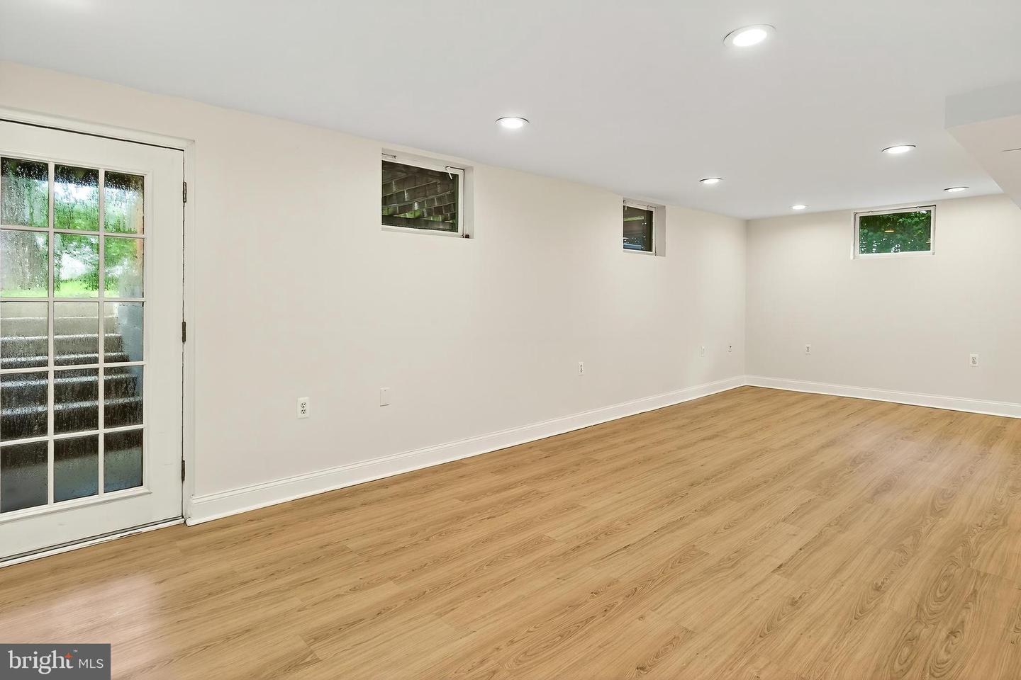 1812 OLNEY RD, FALLS CHURCH, Virginia 22043, 4 Bedrooms Bedrooms, ,2 BathroomsBathrooms,Residential,For sale,1812 OLNEY RD,VAFX2246568 MLS # VAFX2246568