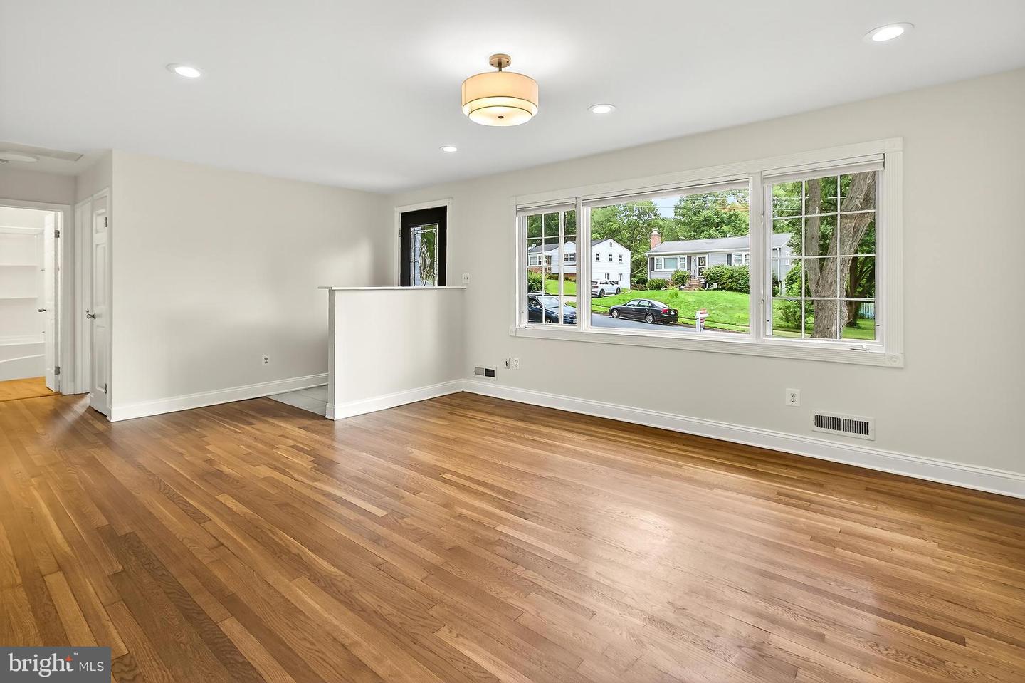 1812 OLNEY RD, FALLS CHURCH, Virginia 22043, 4 Bedrooms Bedrooms, ,2 BathroomsBathrooms,Residential,For sale,1812 OLNEY RD,VAFX2246568 MLS # VAFX2246568