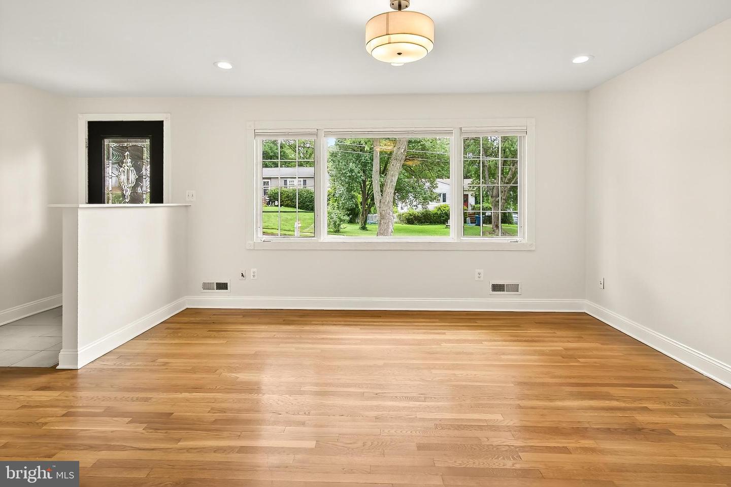 1812 OLNEY RD, FALLS CHURCH, Virginia 22043, 4 Bedrooms Bedrooms, ,2 BathroomsBathrooms,Residential,For sale,1812 OLNEY RD,VAFX2246568 MLS # VAFX2246568