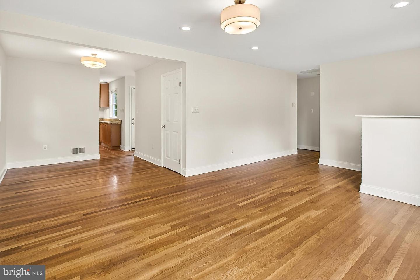 1812 OLNEY RD, FALLS CHURCH, Virginia 22043, 4 Bedrooms Bedrooms, ,2 BathroomsBathrooms,Residential,For sale,1812 OLNEY RD,VAFX2246568 MLS # VAFX2246568