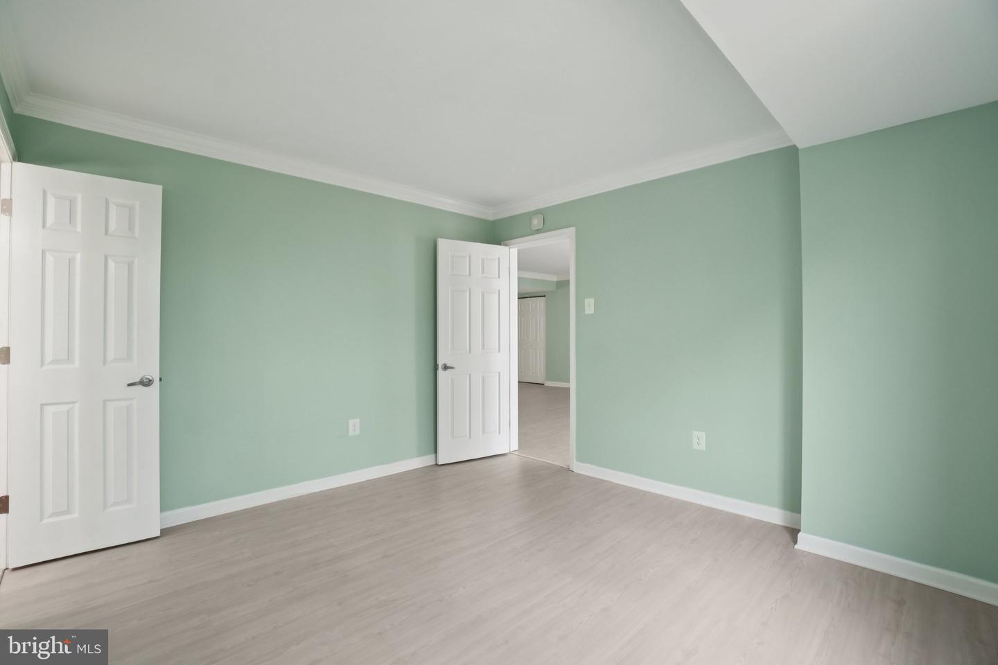 1515 S ARLINGTON RIDGE RD #603, ARLINGTON, Virginia 22202, 2 Bedrooms Bedrooms, ,2 BathroomsBathrooms,Residential,For sale,1515 S ARLINGTON RIDGE RD #603,VAAR2059070 MLS # VAAR2059070