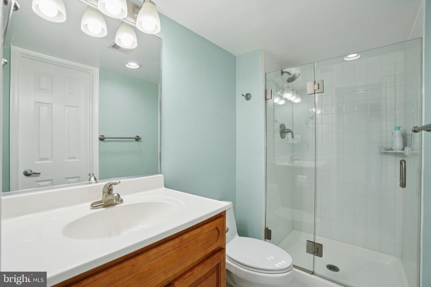 1515 S ARLINGTON RIDGE RD #603, ARLINGTON, Virginia 22202, 2 Bedrooms Bedrooms, ,2 BathroomsBathrooms,Residential,For sale,1515 S ARLINGTON RIDGE RD #603,VAAR2059070 MLS # VAAR2059070
