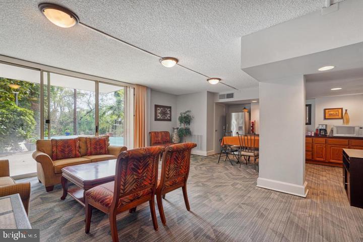 1515 S ARLINGTON RIDGE RD #603, ARLINGTON, Virginia 22202, 2 Bedrooms Bedrooms, ,2 BathroomsBathrooms,Residential,For sale,1515 S ARLINGTON RIDGE RD #603,VAAR2059070 MLS # VAAR2059070