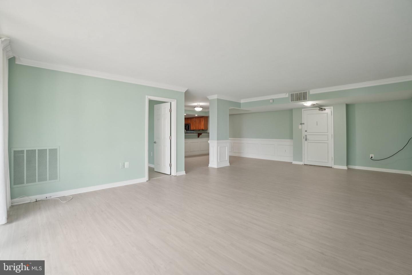 1515 S ARLINGTON RIDGE RD #603, ARLINGTON, Virginia 22202, 2 Bedrooms Bedrooms, ,2 BathroomsBathrooms,Residential,For sale,1515 S ARLINGTON RIDGE RD #603,VAAR2059070 MLS # VAAR2059070