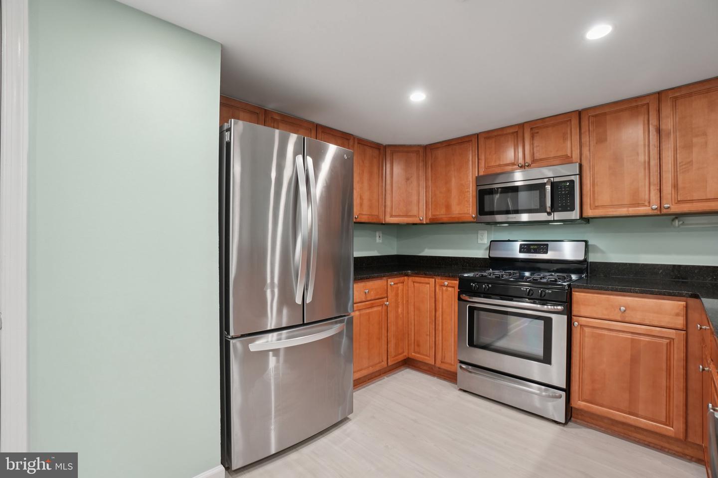1515 S ARLINGTON RIDGE RD #603, ARLINGTON, Virginia 22202, 2 Bedrooms Bedrooms, ,2 BathroomsBathrooms,Residential,For sale,1515 S ARLINGTON RIDGE RD #603,VAAR2059070 MLS # VAAR2059070