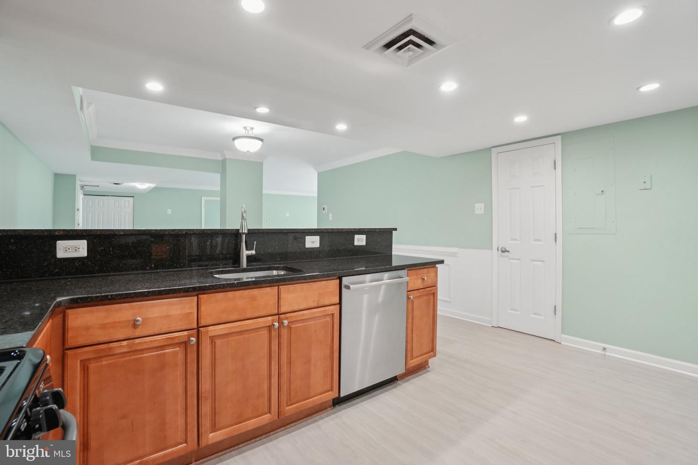 1515 S ARLINGTON RIDGE RD #603, ARLINGTON, Virginia 22202, 2 Bedrooms Bedrooms, ,2 BathroomsBathrooms,Residential,For sale,1515 S ARLINGTON RIDGE RD #603,VAAR2059070 MLS # VAAR2059070