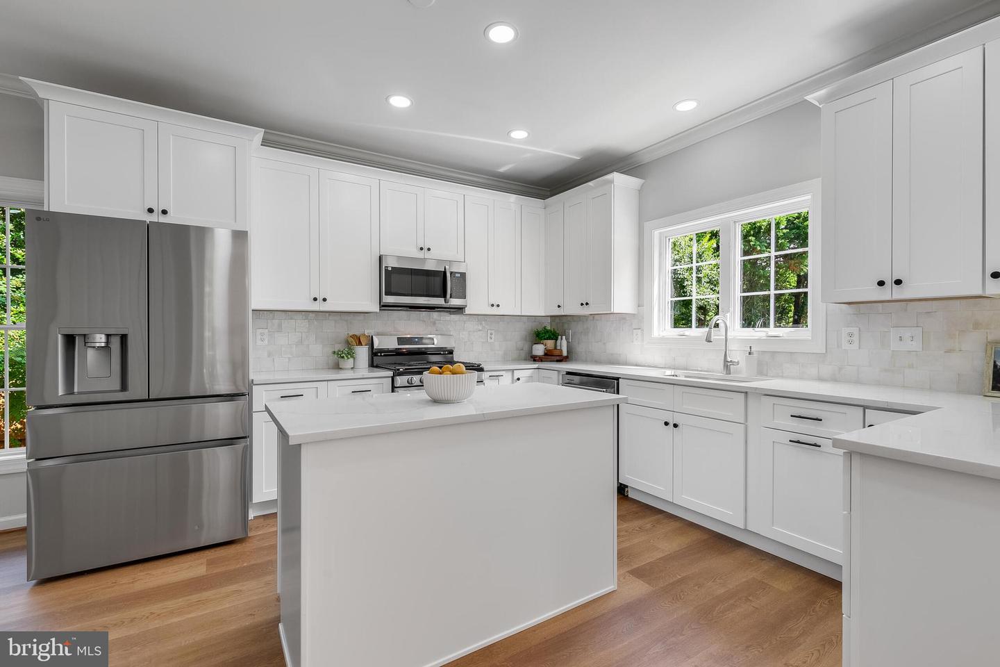 9956 CORSICA ST, VIENNA, Virginia 22181, 4 Bedrooms Bedrooms, ,3 BathroomsBathrooms,Residential,For sale,9956 CORSICA ST,VAFX2247178 MLS # VAFX2247178