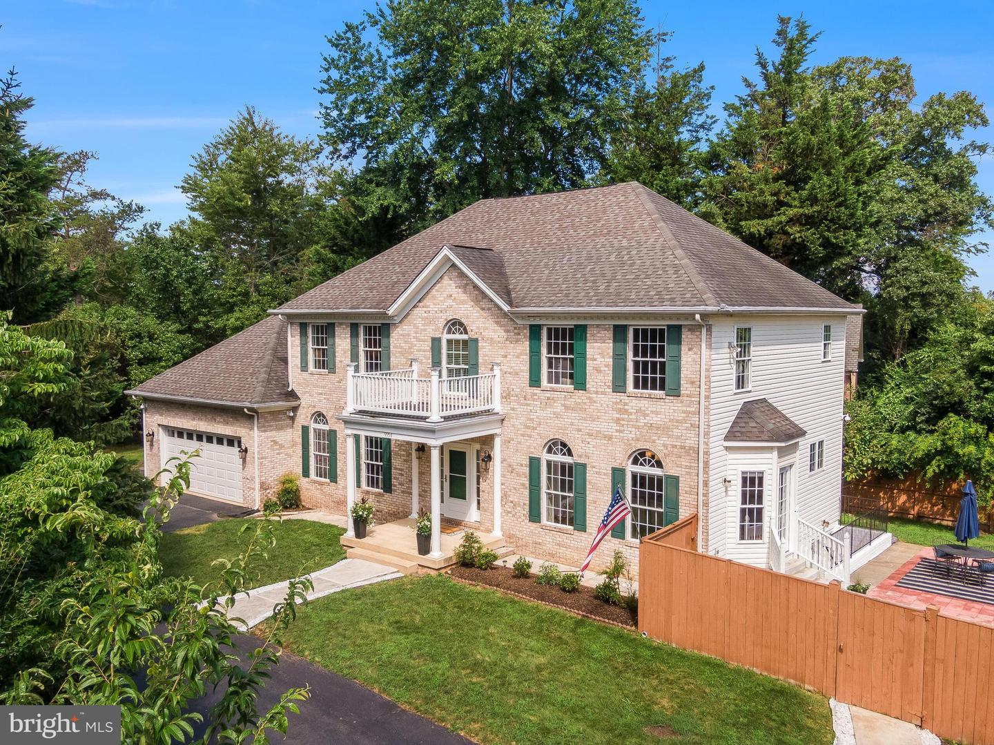 9956 CORSICA ST, VIENNA, Virginia 22181, 4 Bedrooms Bedrooms, ,3 BathroomsBathrooms,Residential,For sale,9956 CORSICA ST,VAFX2247178 MLS # VAFX2247178