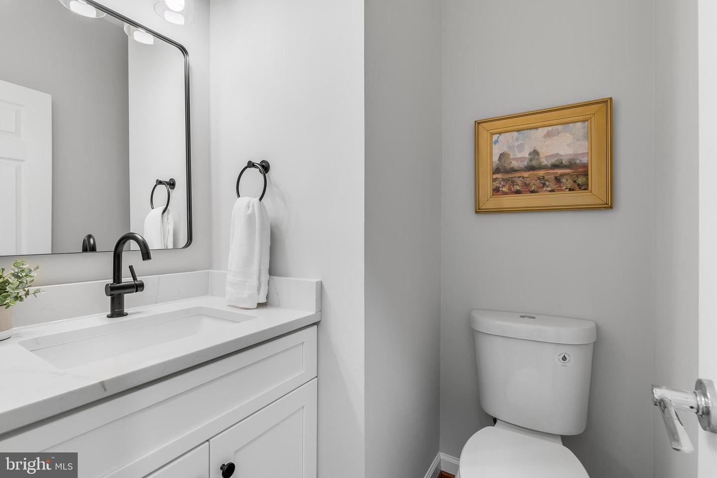 9956 CORSICA ST, VIENNA, Virginia 22181, 4 Bedrooms Bedrooms, ,3 BathroomsBathrooms,Residential,For sale,9956 CORSICA ST,VAFX2247178 MLS # VAFX2247178