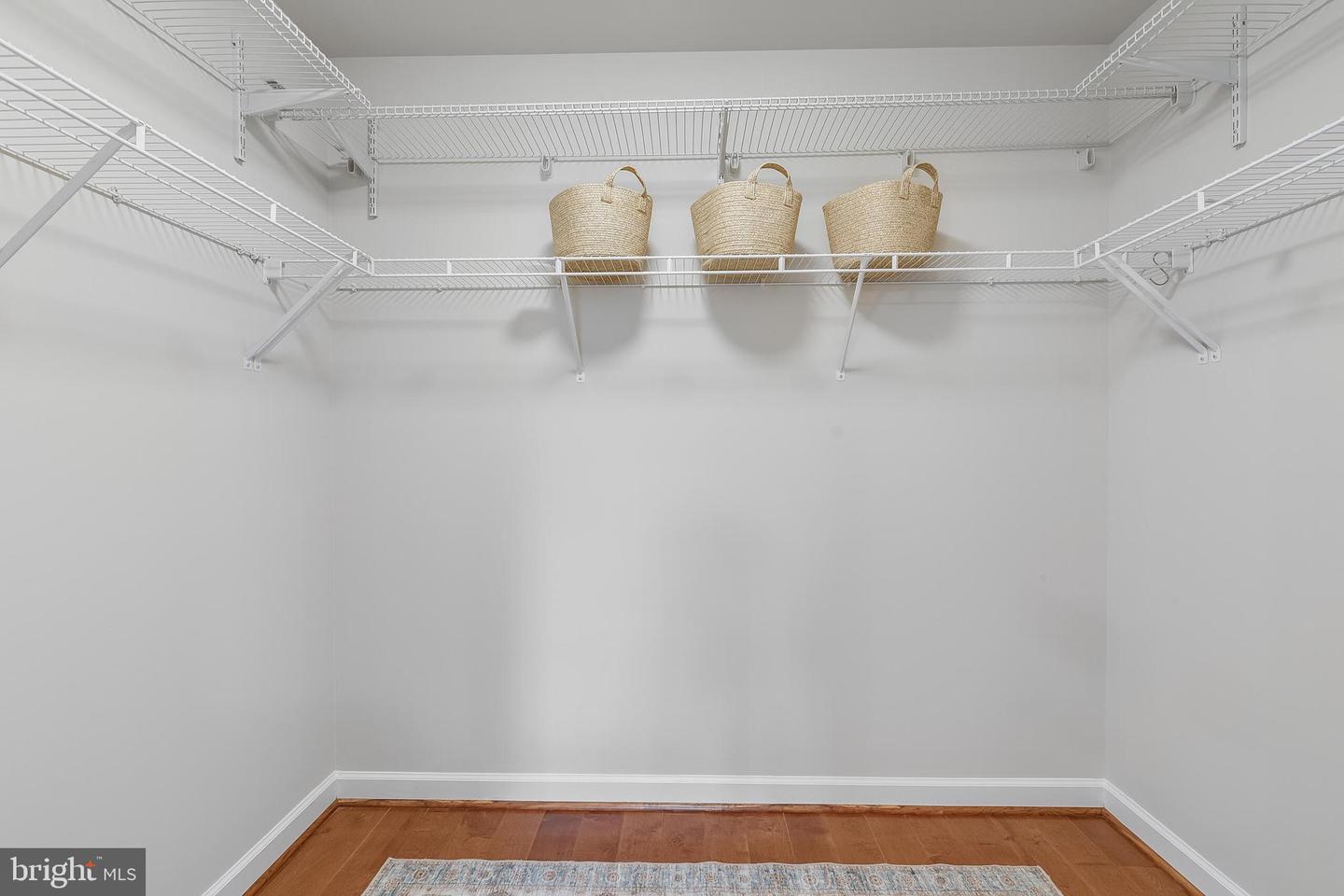 9956 CORSICA ST, VIENNA, Virginia 22181, 4 Bedrooms Bedrooms, ,3 BathroomsBathrooms,Residential,For sale,9956 CORSICA ST,VAFX2247178 MLS # VAFX2247178