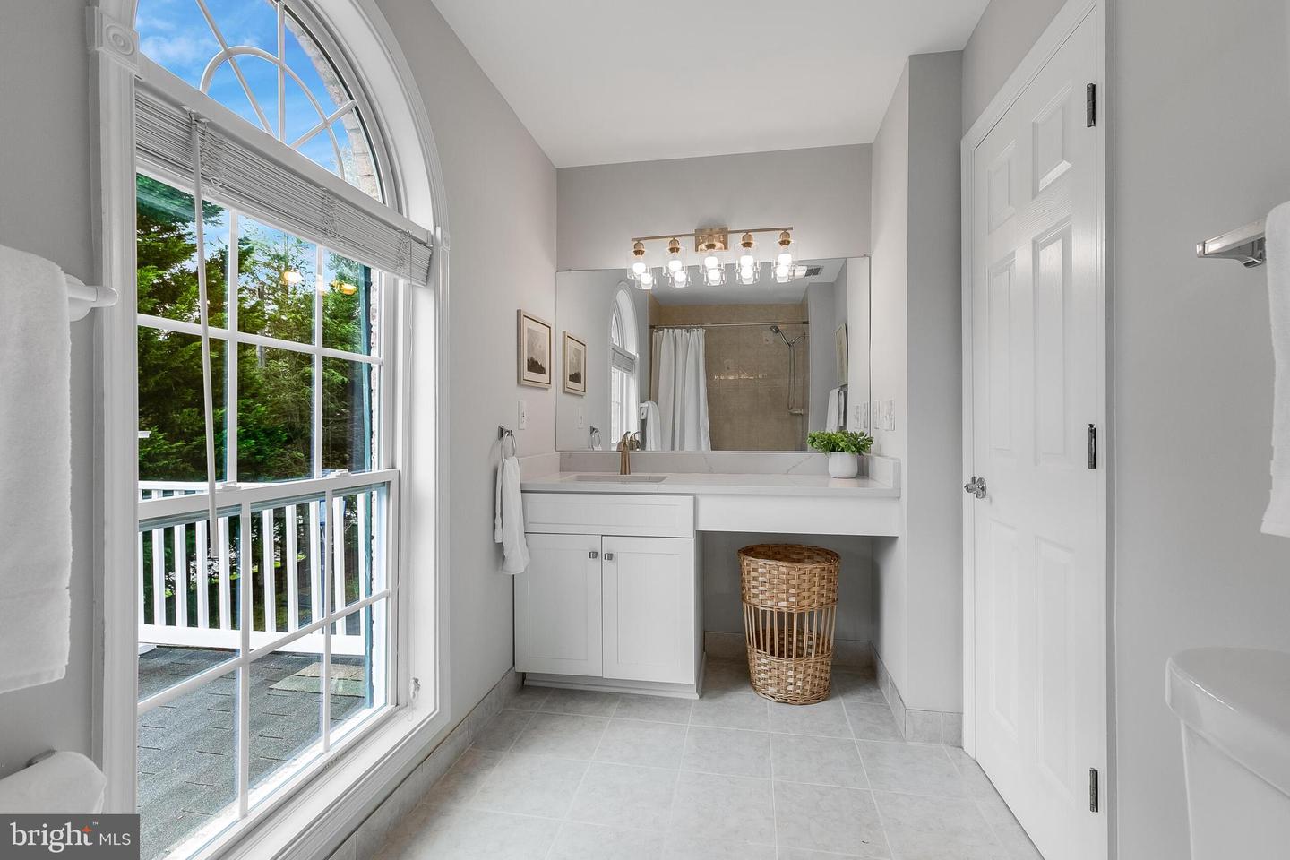 9956 CORSICA ST, VIENNA, Virginia 22181, 4 Bedrooms Bedrooms, ,3 BathroomsBathrooms,Residential,For sale,9956 CORSICA ST,VAFX2247178 MLS # VAFX2247178