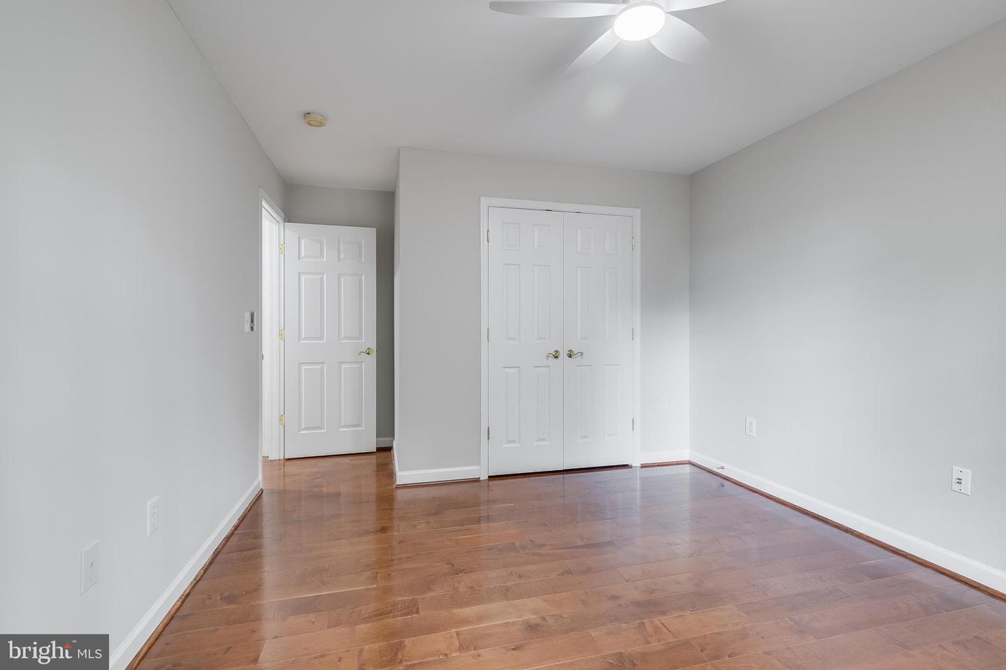 9956 CORSICA ST, VIENNA, Virginia 22181, 4 Bedrooms Bedrooms, ,3 BathroomsBathrooms,Residential,For sale,9956 CORSICA ST,VAFX2247178 MLS # VAFX2247178