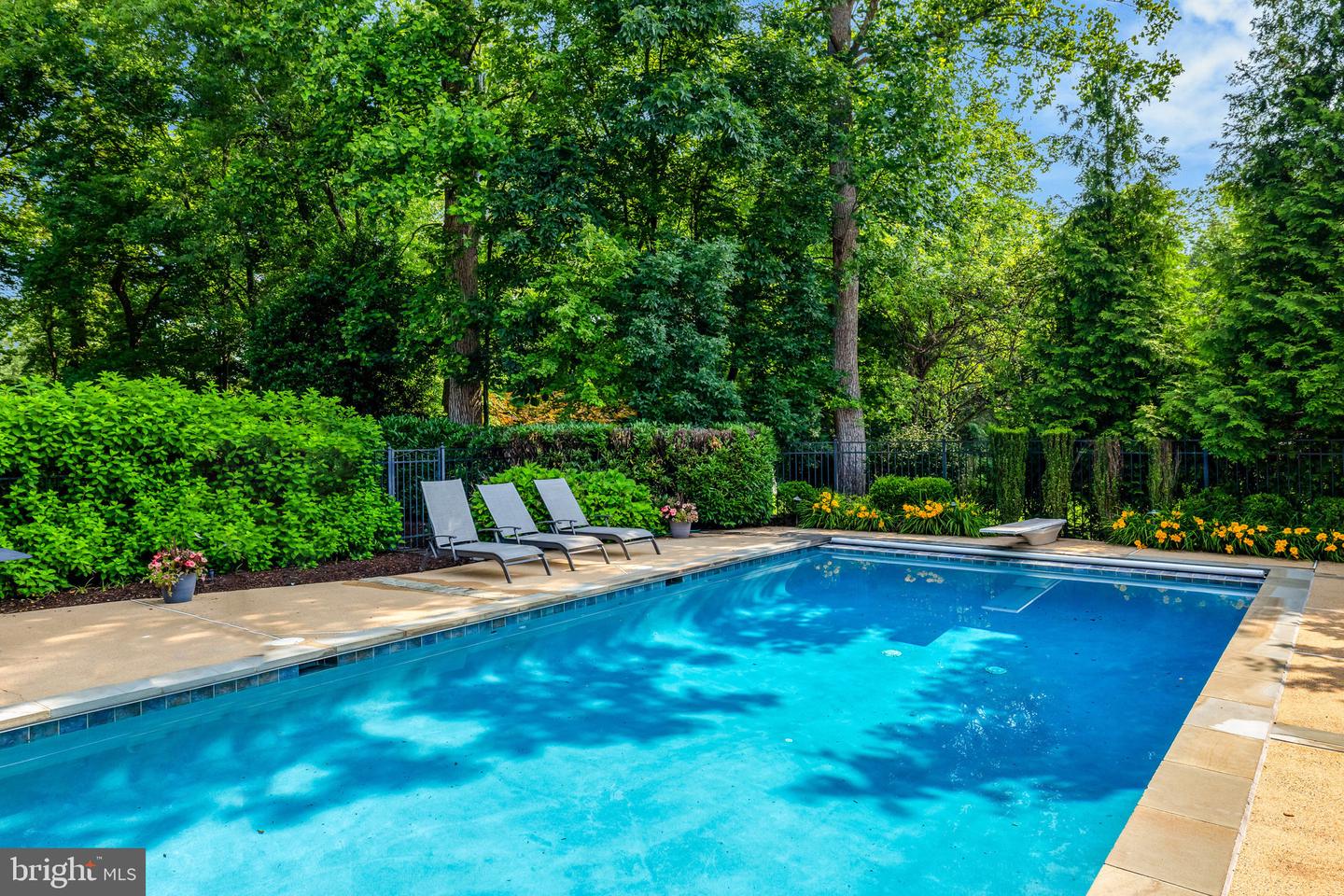 10910 SHALLOW CREEK DR, GREAT FALLS, Virginia 22066, 5 Bedrooms Bedrooms, ,5 BathroomsBathrooms,Residential,For sale,10910 SHALLOW CREEK DR,VAFX2247266 MLS # VAFX2247266