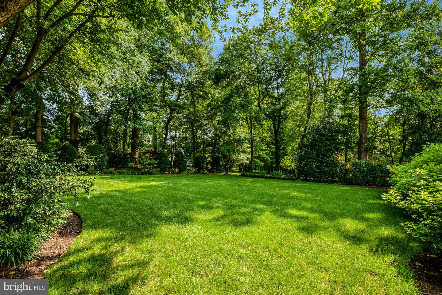 10910 SHALLOW CREEK DR, GREAT FALLS, Virginia 22066, 5 Bedrooms Bedrooms, ,5 BathroomsBathrooms,Residential,For sale,10910 SHALLOW CREEK DR,VAFX2247266 MLS # VAFX2247266