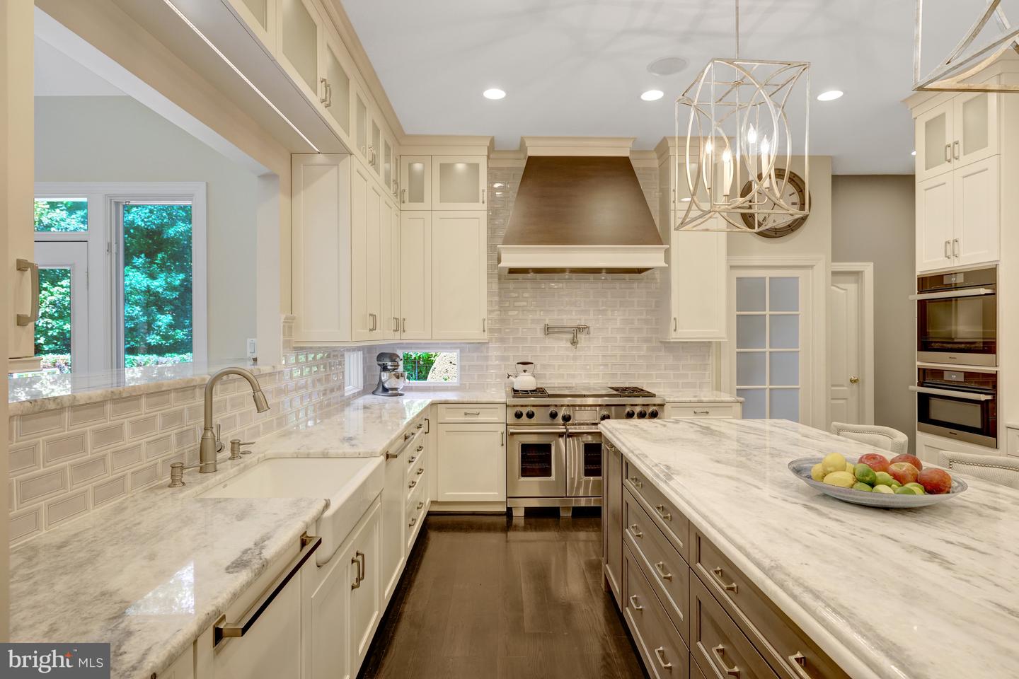 10910 SHALLOW CREEK DR, GREAT FALLS, Virginia 22066, 5 Bedrooms Bedrooms, ,5 BathroomsBathrooms,Residential,For sale,10910 SHALLOW CREEK DR,VAFX2247266 MLS # VAFX2247266