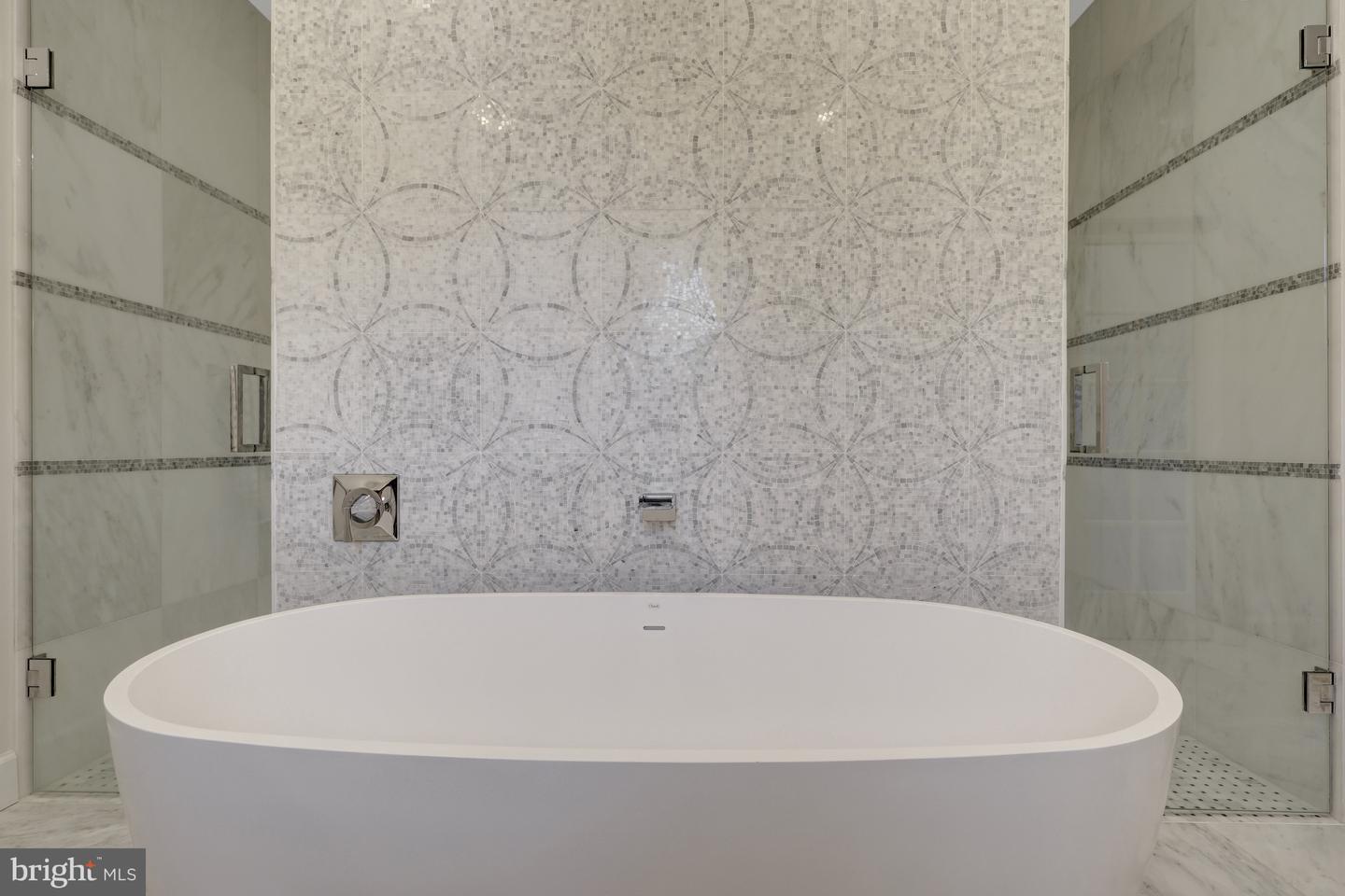 10910 SHALLOW CREEK DR, GREAT FALLS, Virginia 22066, 5 Bedrooms Bedrooms, ,5 BathroomsBathrooms,Residential,For sale,10910 SHALLOW CREEK DR,VAFX2247266 MLS # VAFX2247266