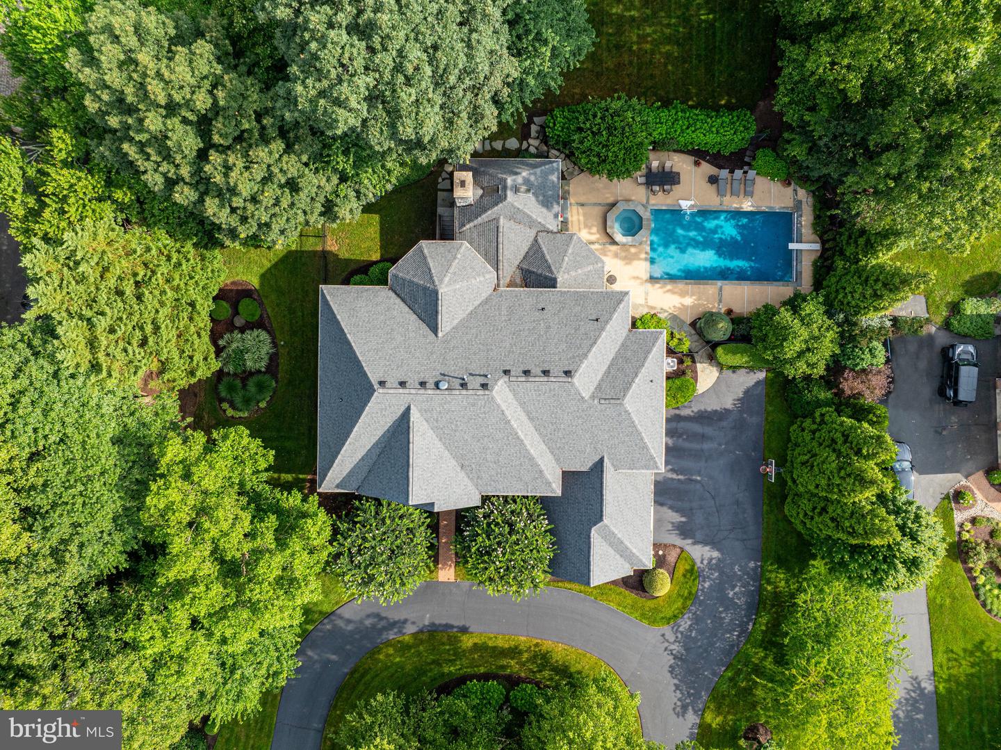 10910 SHALLOW CREEK DR, GREAT FALLS, Virginia 22066, 5 Bedrooms Bedrooms, ,5 BathroomsBathrooms,Residential,For sale,10910 SHALLOW CREEK DR,VAFX2247266 MLS # VAFX2247266