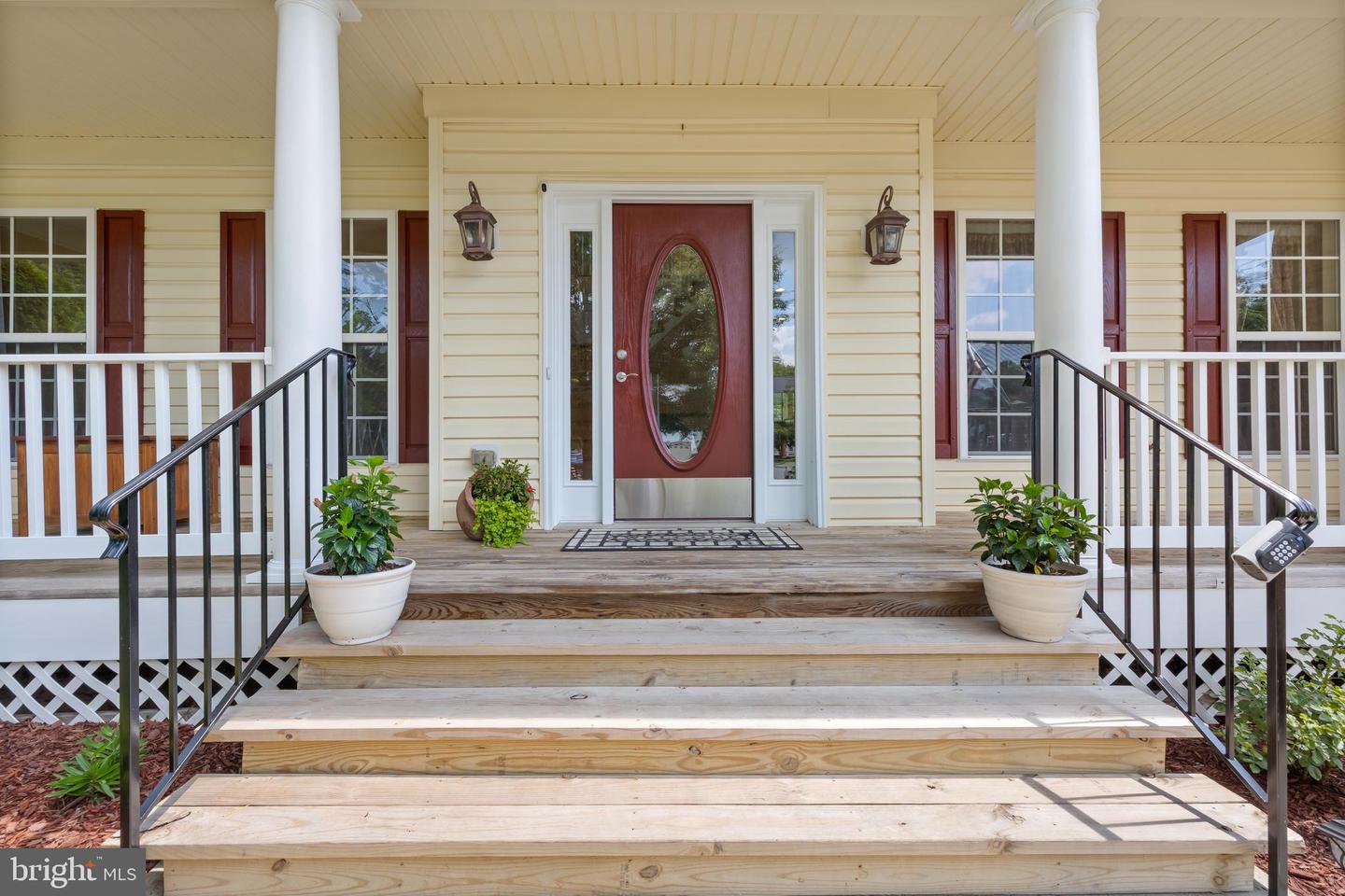 10783 HAGGLE CT, MANASSAS, Virginia 20112, 5 Bedrooms Bedrooms, ,4 BathroomsBathrooms,Residential,For sale,10783 HAGGLE CT,VAPW2097036 MLS # VAPW2097036