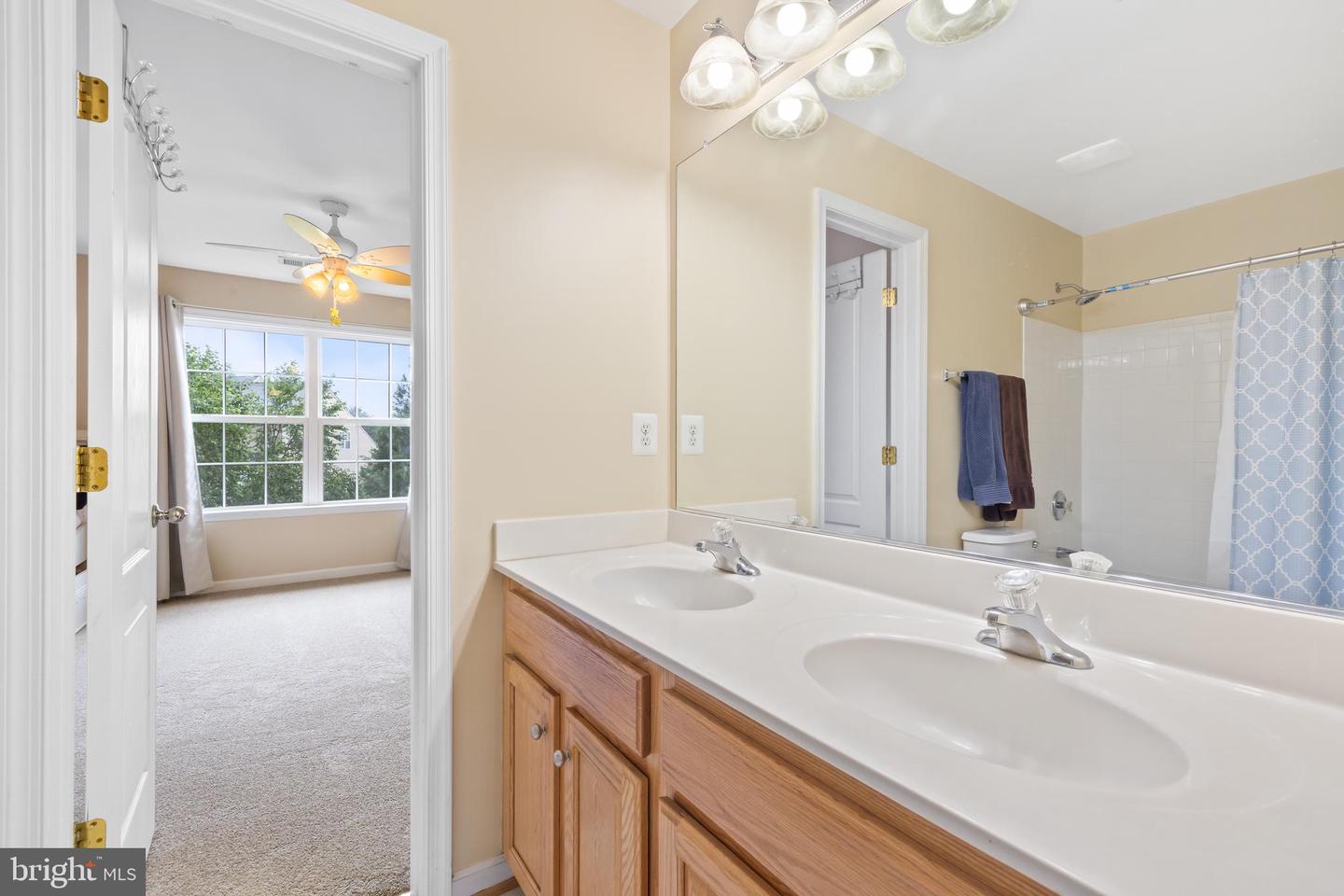 10783 HAGGLE CT, MANASSAS, Virginia 20112, 5 Bedrooms Bedrooms, ,4 BathroomsBathrooms,Residential,For sale,10783 HAGGLE CT,VAPW2097036 MLS # VAPW2097036
