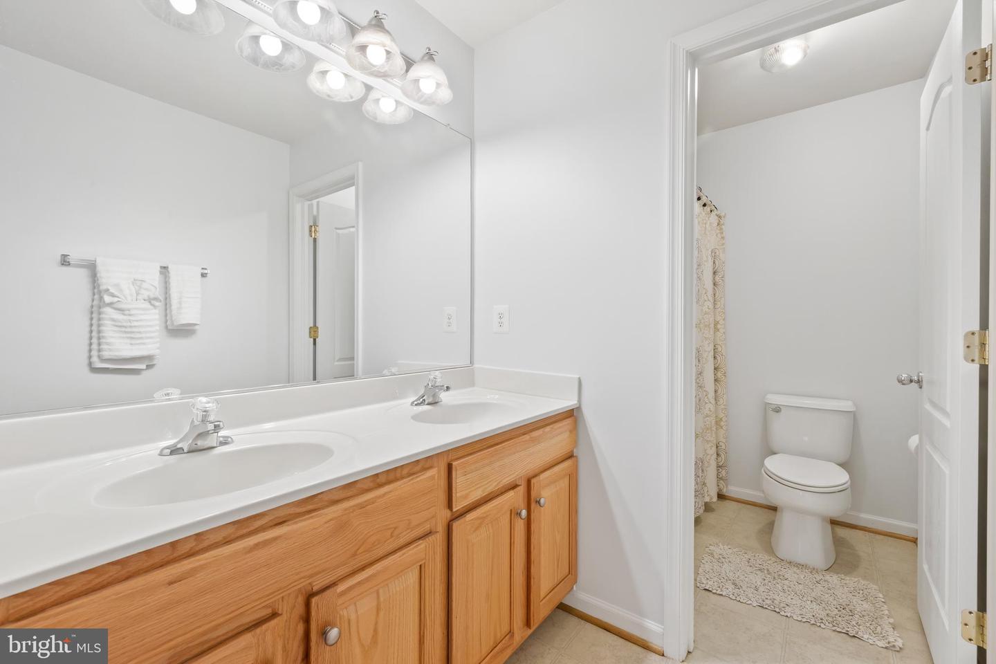 10783 HAGGLE CT, MANASSAS, Virginia 20112, 5 Bedrooms Bedrooms, ,4 BathroomsBathrooms,Residential,For sale,10783 HAGGLE CT,VAPW2097036 MLS # VAPW2097036