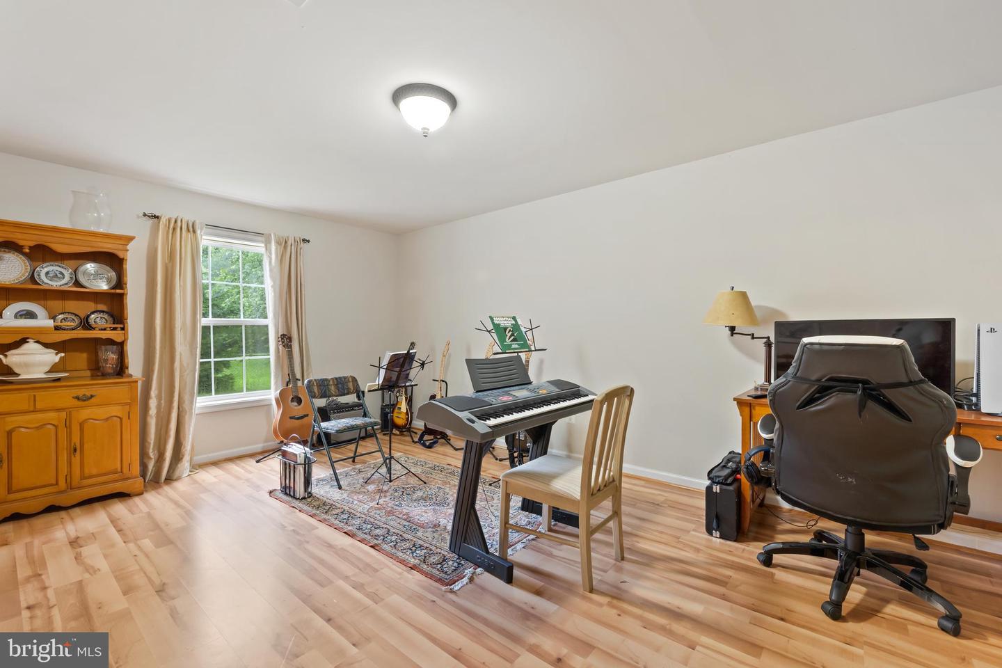 10783 HAGGLE CT, MANASSAS, Virginia 20112, 5 Bedrooms Bedrooms, ,4 BathroomsBathrooms,Residential,For sale,10783 HAGGLE CT,VAPW2097036 MLS # VAPW2097036