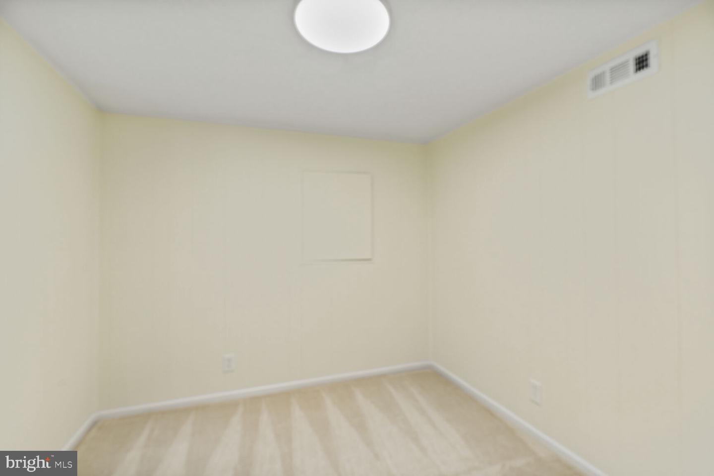3465 S WAKEFIELD ST S, ARLINGTON, Virginia 22206, 2 Bedrooms Bedrooms, ,2 BathroomsBathrooms,Residential,For sale,3465 S WAKEFIELD ST S,VAAR2059254 MLS # VAAR2059254