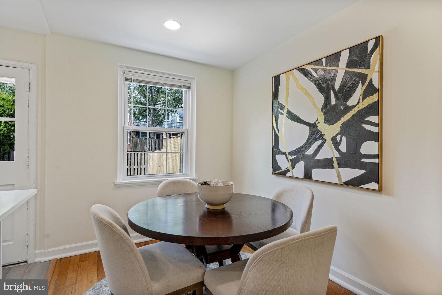 3465 S WAKEFIELD ST S, ARLINGTON, Virginia 22206, 2 Bedrooms Bedrooms, ,2 BathroomsBathrooms,Residential,For sale,3465 S WAKEFIELD ST S,VAAR2059254 MLS # VAAR2059254