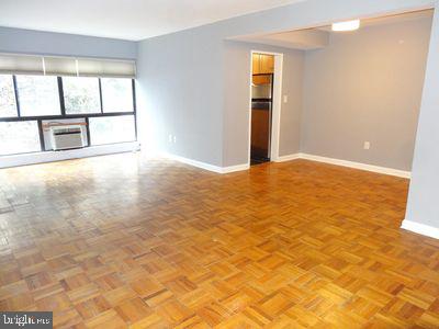 3901 TUNLAW RD NW #202, WASHINGTON, District Of Columbia 20007, 1 Bedroom Bedrooms, ,1 BathroomBathrooms,Residential,For sale,3901 TUNLAW RD NW #202,DCDC2205930 MLS # DCDC2205930