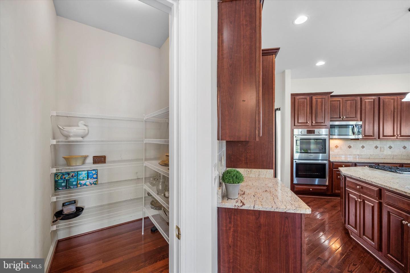 19359 WRENBURY LN, LEESBURG, Virginia 20175, 5 Bedrooms Bedrooms, ,5 BathroomsBathrooms,Residential,For sale,19359 WRENBURY LN,VALO2099702 MLS # VALO2099702