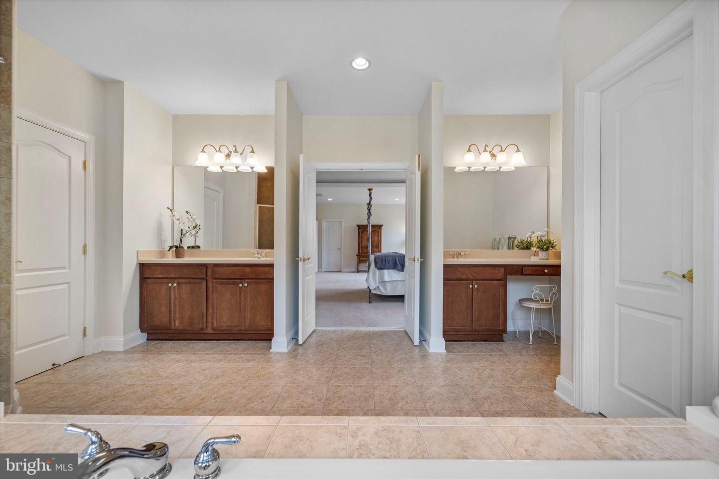 19359 WRENBURY LN, LEESBURG, Virginia 20175, 5 Bedrooms Bedrooms, ,5 BathroomsBathrooms,Residential,For sale,19359 WRENBURY LN,VALO2099702 MLS # VALO2099702