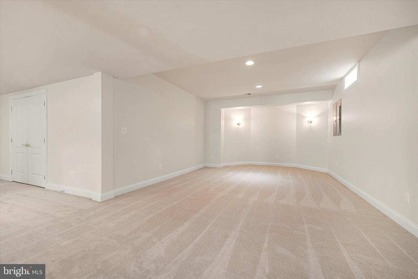 19359 WRENBURY LN, LEESBURG, Virginia 20175, 5 Bedrooms Bedrooms, ,5 BathroomsBathrooms,Residential,For sale,19359 WRENBURY LN,VALO2099702 MLS # VALO2099702