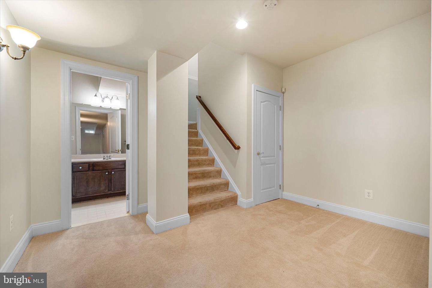 19359 WRENBURY LN, LEESBURG, Virginia 20175, 5 Bedrooms Bedrooms, ,5 BathroomsBathrooms,Residential,For sale,19359 WRENBURY LN,VALO2099702 MLS # VALO2099702