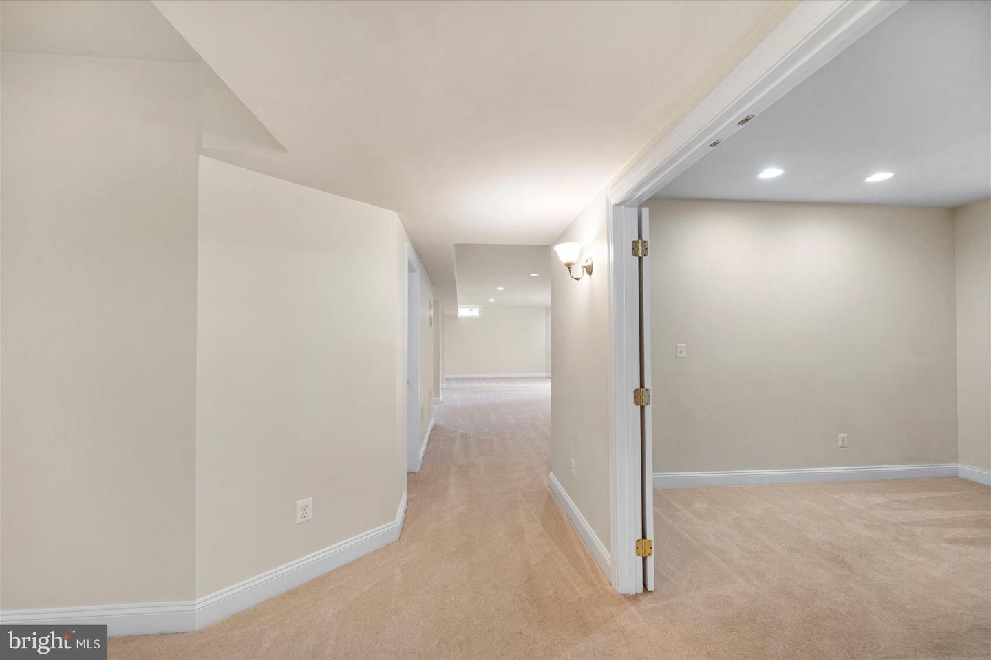 19359 WRENBURY LN, LEESBURG, Virginia 20175, 5 Bedrooms Bedrooms, ,5 BathroomsBathrooms,Residential,For sale,19359 WRENBURY LN,VALO2099702 MLS # VALO2099702