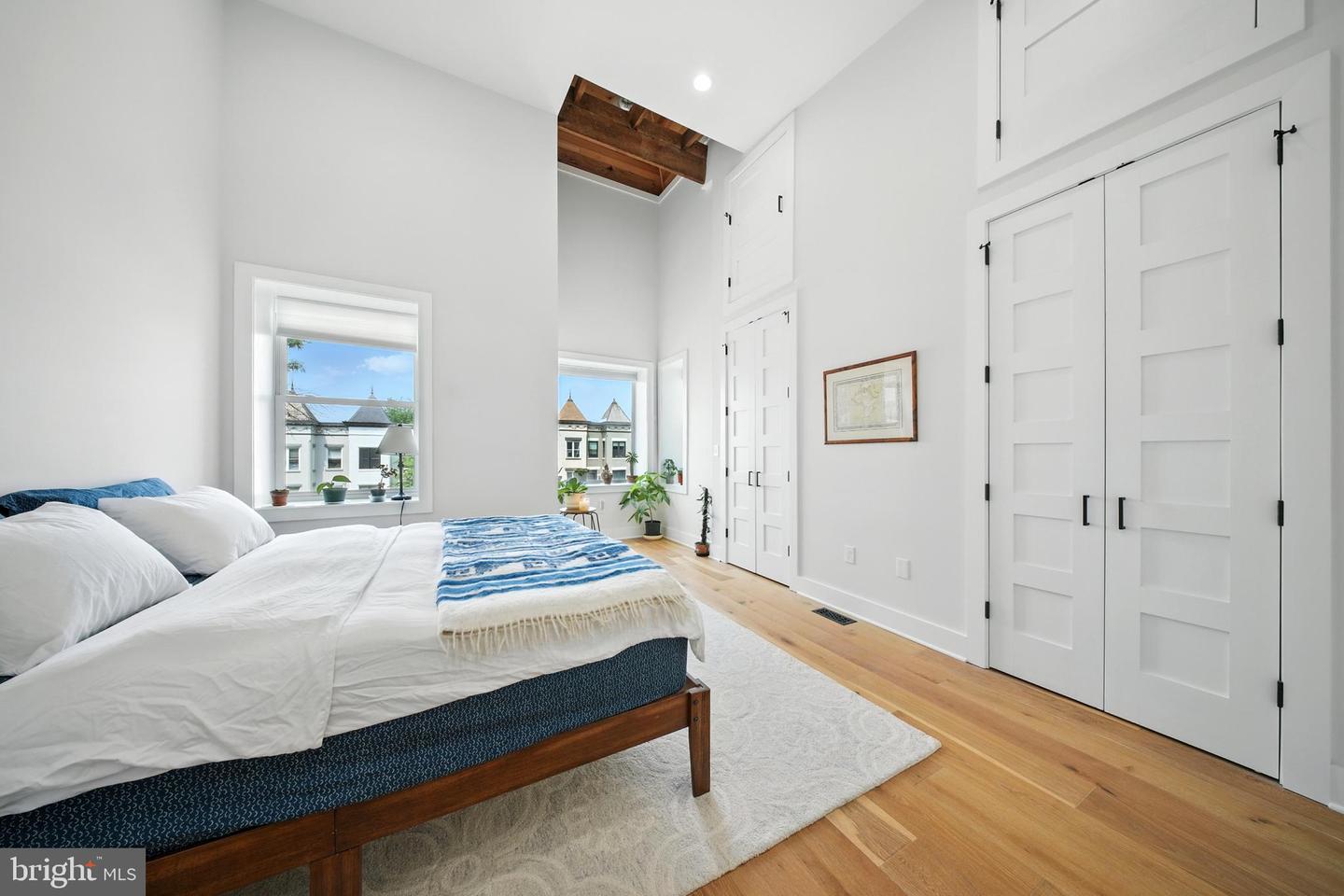 1831 NORTH CAPITOL ST NE, WASHINGTON, District Of Columbia 20002, 4 Bedrooms Bedrooms, ,4 BathroomsBathrooms,Residential,For sale,1831 NORTH CAPITOL ST NE,DCDC2206246 MLS # DCDC2206246