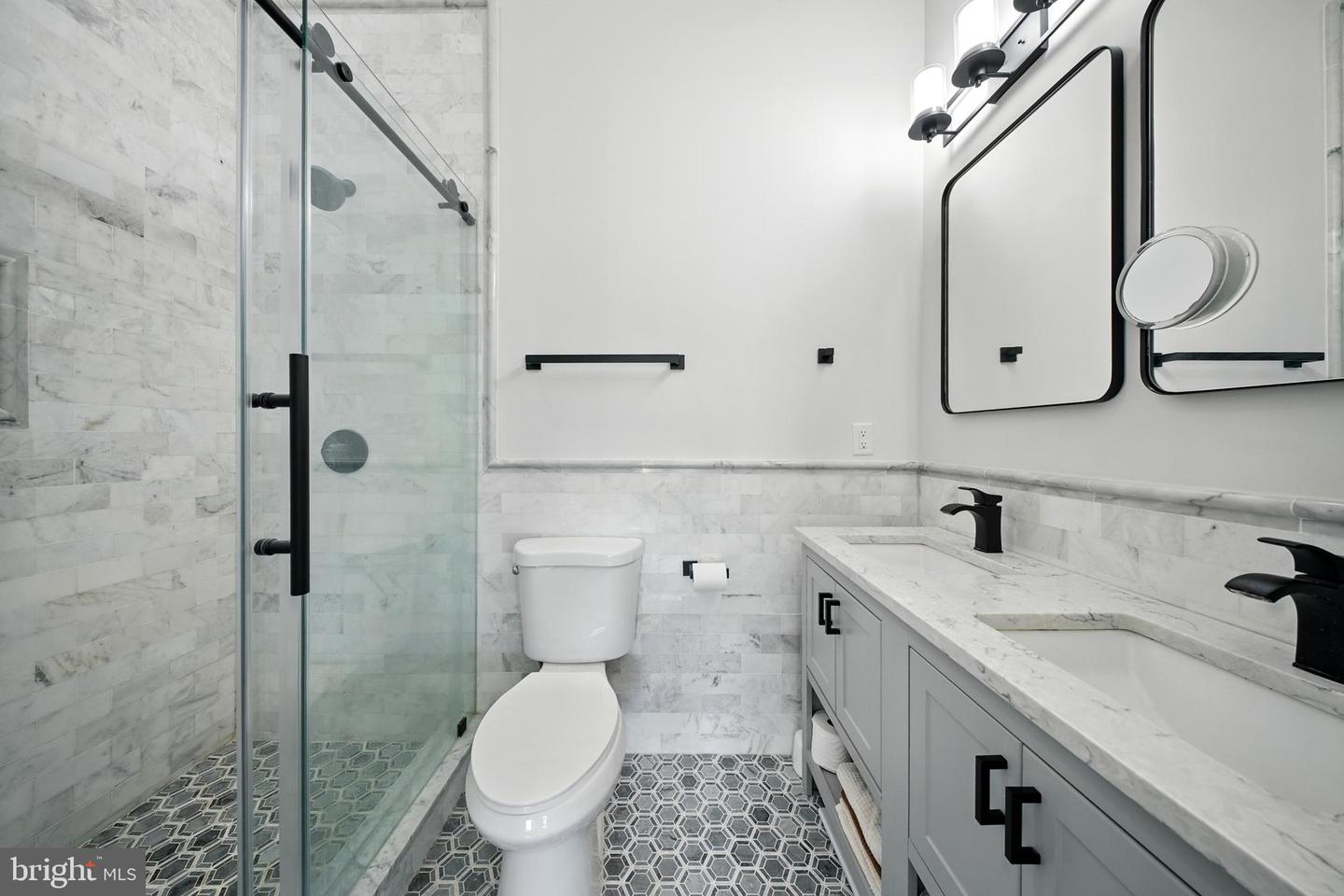 1831 NORTH CAPITOL ST NE, WASHINGTON, District Of Columbia 20002, 4 Bedrooms Bedrooms, ,4 BathroomsBathrooms,Residential,For sale,1831 NORTH CAPITOL ST NE,DCDC2206246 MLS # DCDC2206246