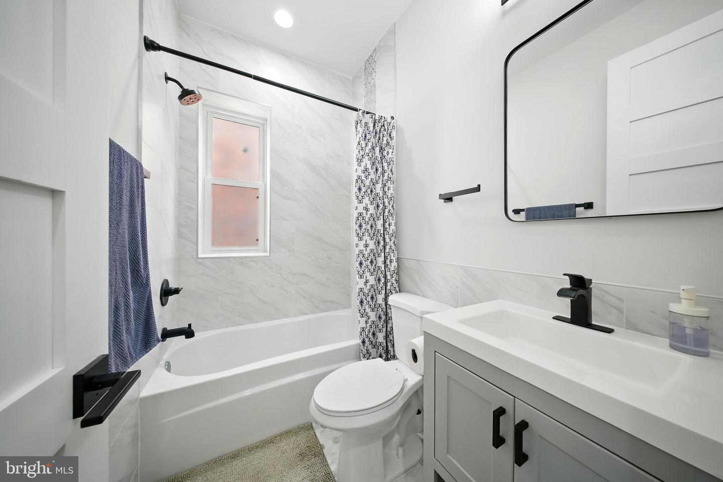 1831 NORTH CAPITOL ST NE, WASHINGTON, District Of Columbia 20002, 4 Bedrooms Bedrooms, ,4 BathroomsBathrooms,Residential,For sale,1831 NORTH CAPITOL ST NE,DCDC2206246 MLS # DCDC2206246