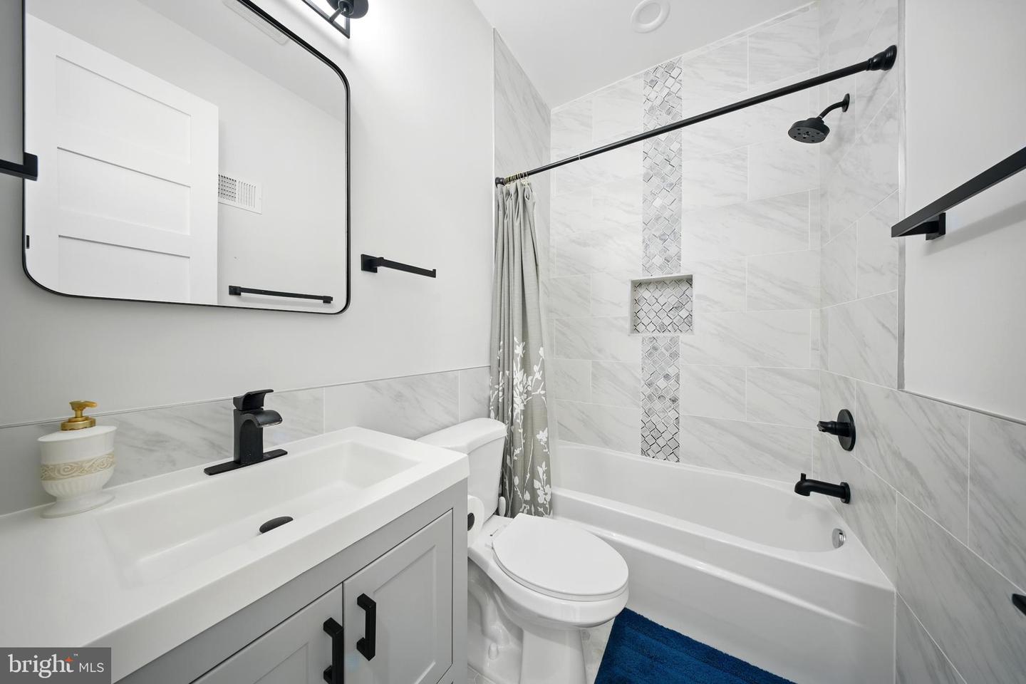 1831 NORTH CAPITOL ST NE, WASHINGTON, District Of Columbia 20002, 4 Bedrooms Bedrooms, ,4 BathroomsBathrooms,Residential,For sale,1831 NORTH CAPITOL ST NE,DCDC2206246 MLS # DCDC2206246