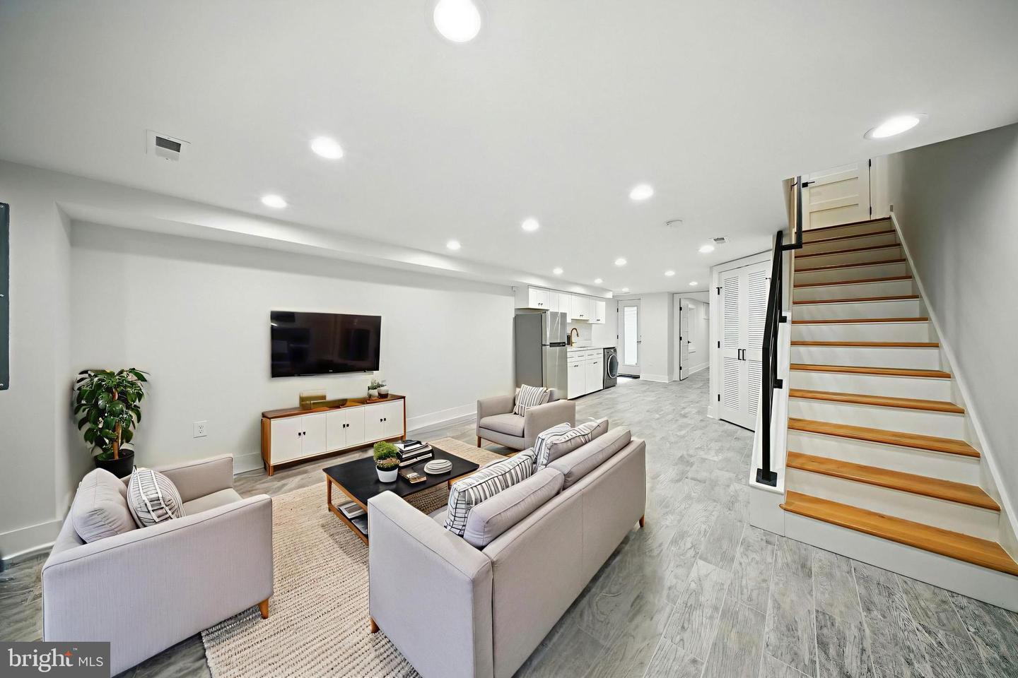 1831 NORTH CAPITOL ST NE, WASHINGTON, District Of Columbia 20002, 4 Bedrooms Bedrooms, ,4 BathroomsBathrooms,Residential,For sale,1831 NORTH CAPITOL ST NE,DCDC2206246 MLS # DCDC2206246