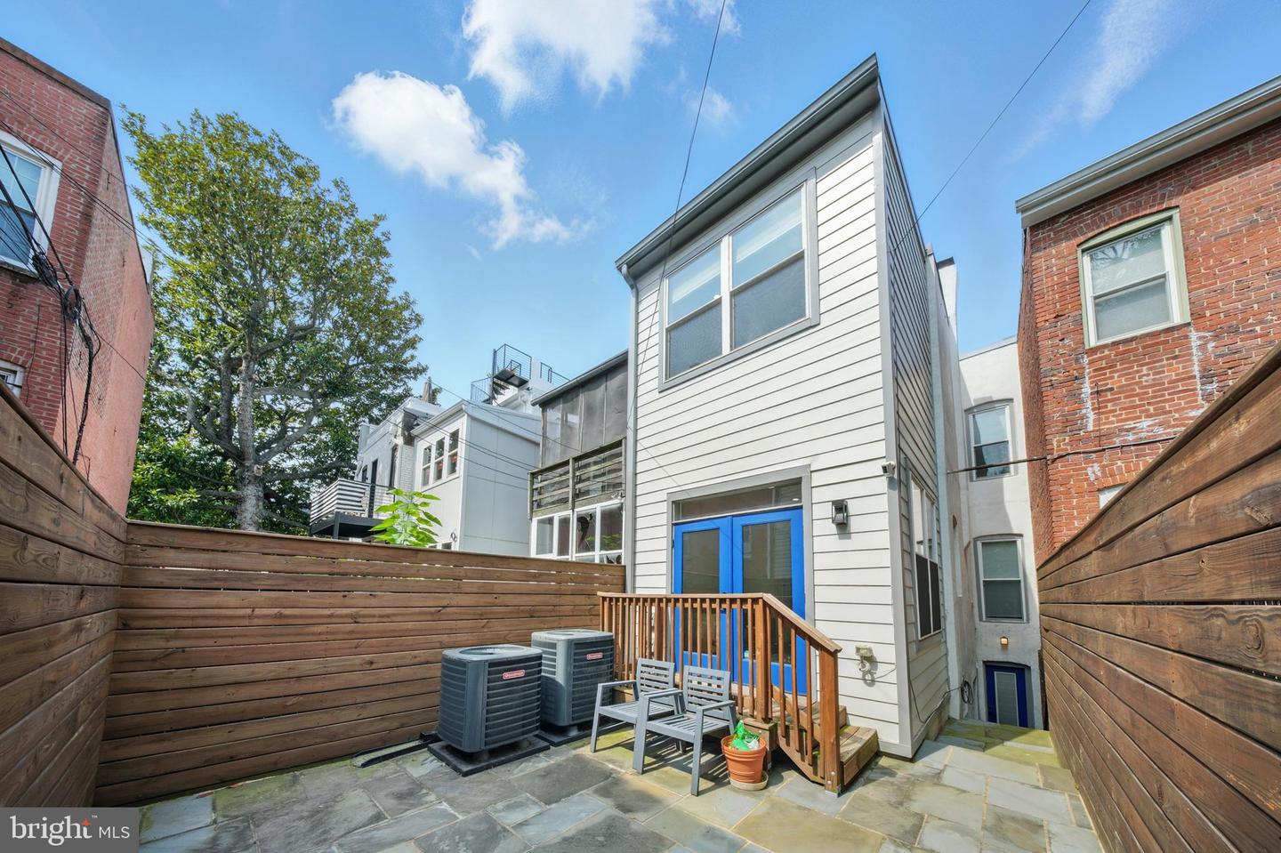 1831 NORTH CAPITOL ST NE, WASHINGTON, District Of Columbia 20002, 4 Bedrooms Bedrooms, ,4 BathroomsBathrooms,Residential,For sale,1831 NORTH CAPITOL ST NE,DCDC2206246 MLS # DCDC2206246